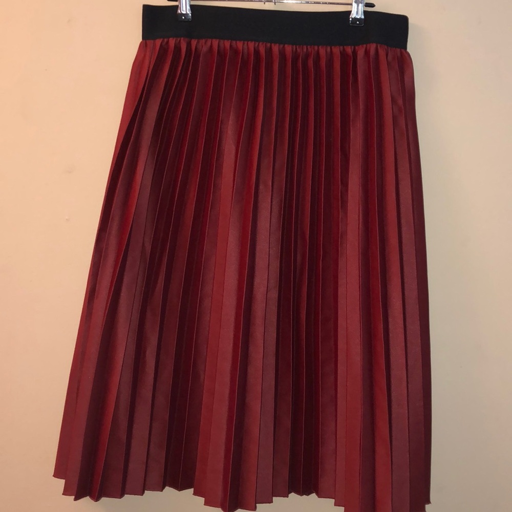 LLR Jill Skirt Large Elegant Red “ Leather “